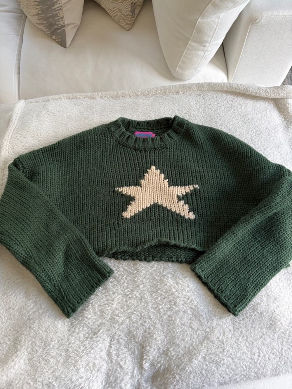 Edikted Forest Green Cropped Crew Sweater with Cream Star